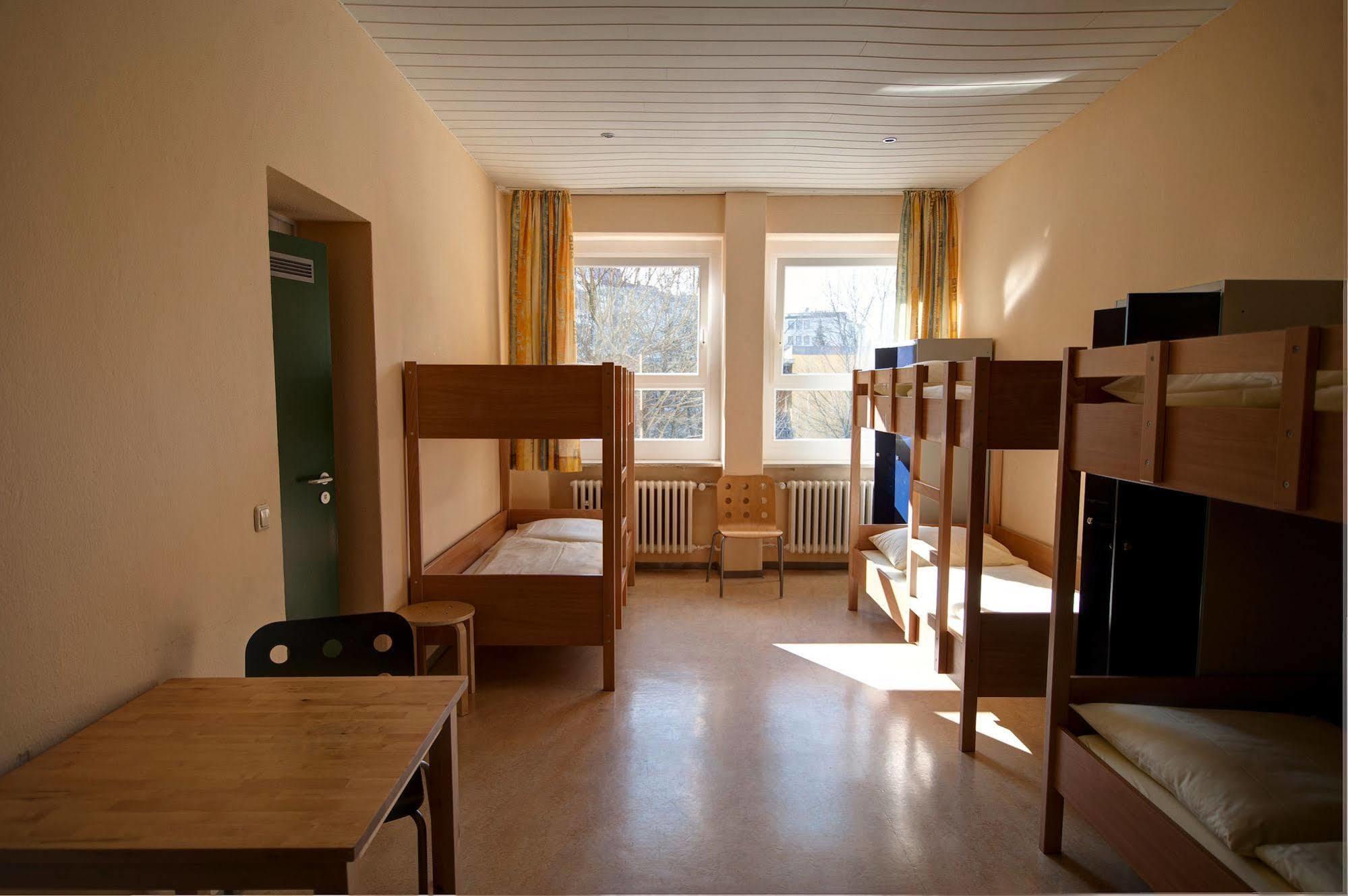 Hostel Haus International Мюнхен Экстерьер фото